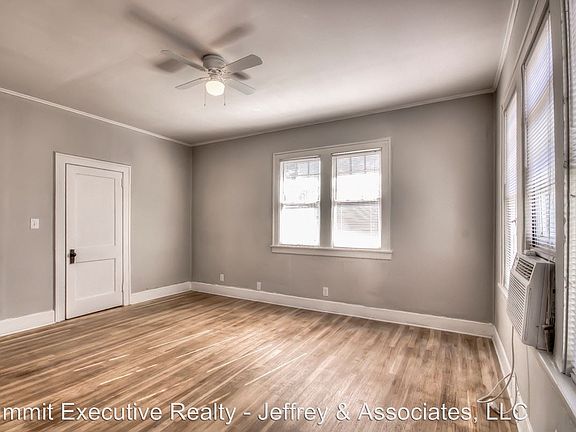 4th image of 200 Dalzell St APT 1