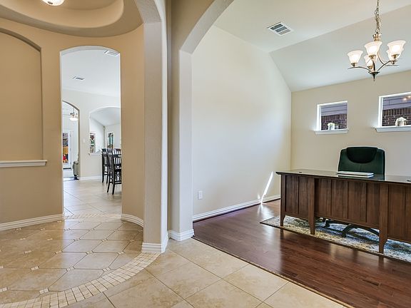 4th image of 104 Emory Stable Dr