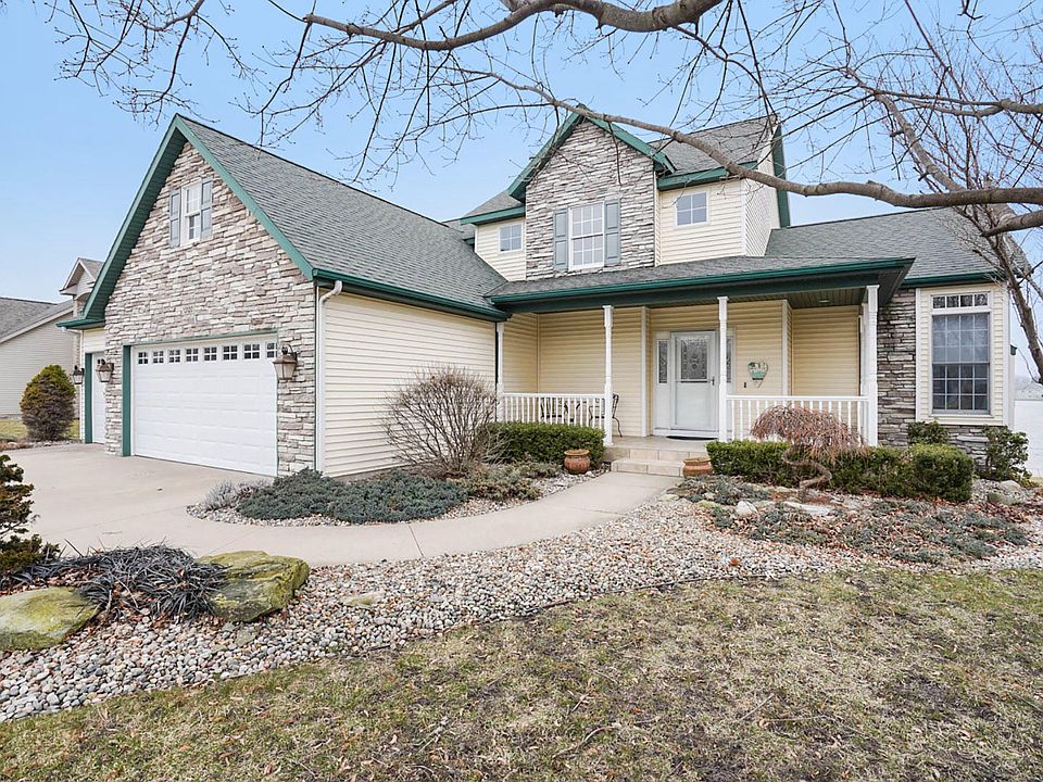 1st image of 13120 Blueberry Ln