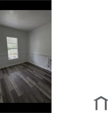 4 bed, $1,400 — Photo 4