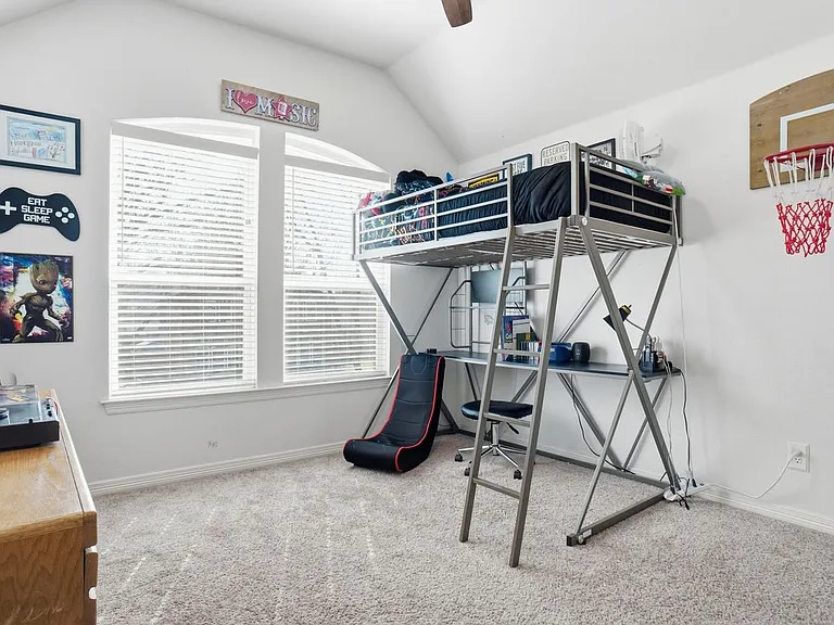 3909 Hogan Manor Dr — Photo 27