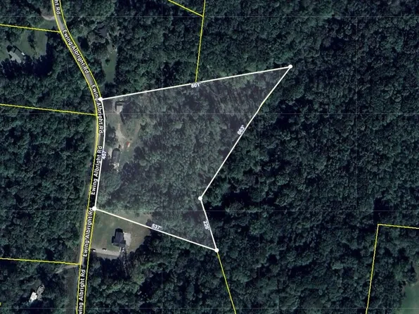 1098 Ewing Albright Rd, Ashland City, TN 37015