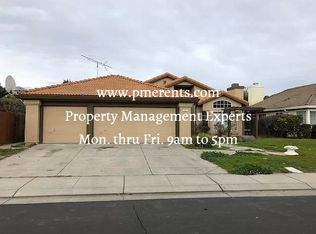 795 Long Barn Dr, Lathrop, CA 95330