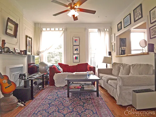 Rented by City Connections Realty | media 9