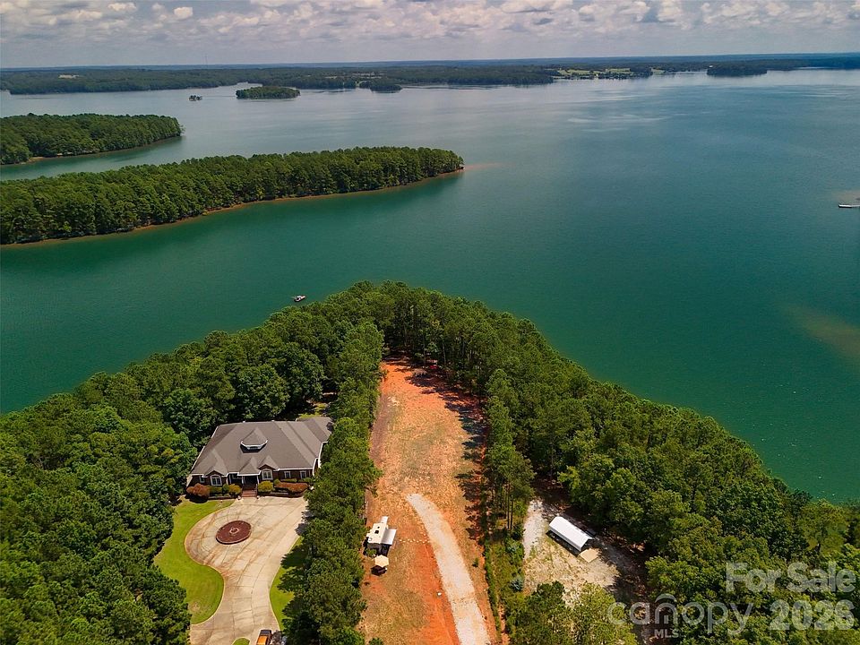 1st image of 955 Cole Trestle Rd