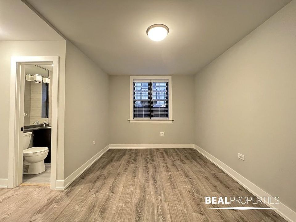 1st image of 429 W Belden Ave APT B205