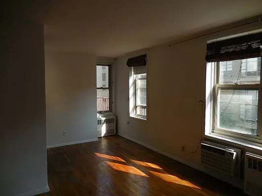 Rented by Aimee Grodanz, LREB | media 5