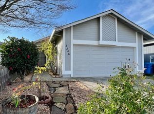 2246 Truckee Dr, Santa Rosa, CA 95401