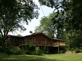 1441 E Skyline Dr, Madison, WI 53705
