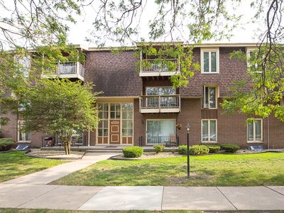 5721 W 103rd St APT 301, Oak Lawn, IL, 60453