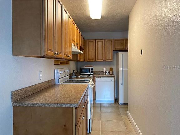 3rd image of 13753 Orange Sunset Dr Unit 201