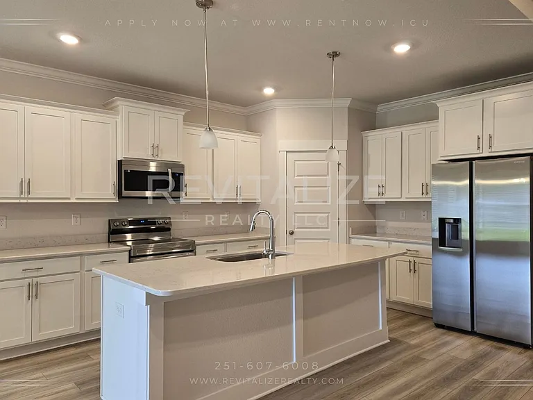 1730 Grouse St — Photo 36