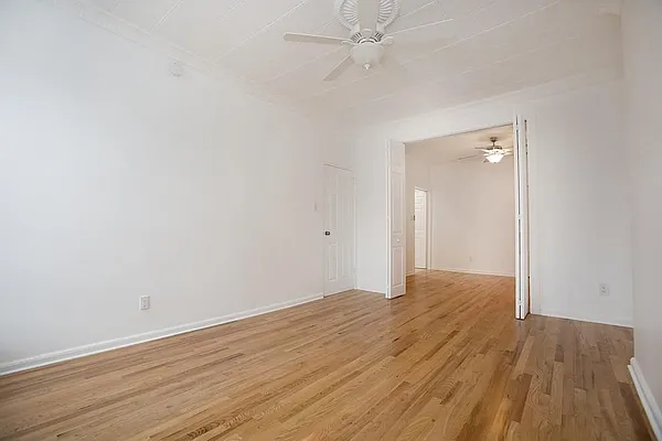 Rented by Space Marketing Shop | media 12