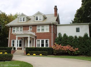 5165 Longmeadow Rd, Bloomfield Hills, MI 48304