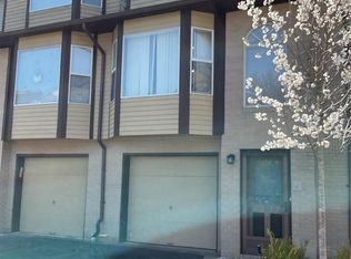 13 Nottingham Court, Nanuet, NY