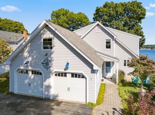 4 Elizabeth St, Niantic, CT 06357