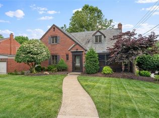 1127 Hillsview Ter, Pittsburgh, PA 15220