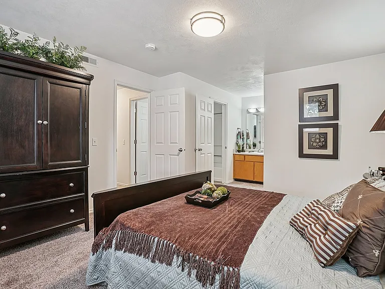 Master Bedroom 2