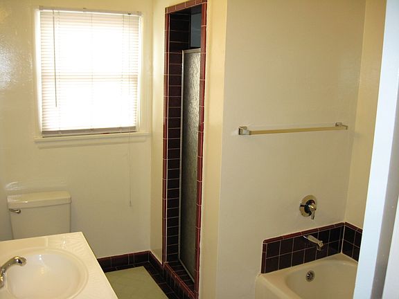 3rd image of 445 N Spaulding Ave #445