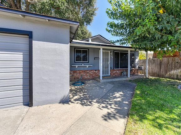 4th image of 7908 Dogwood Way