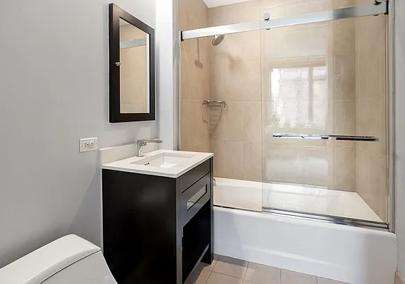 Sold by Isen & Company : Real Estate Advisors | media 18