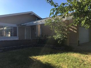 44514 Fenhold St, Lancaster, CA 93535