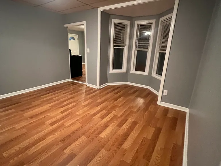 181 Derby Ave #2 — Photo 6
