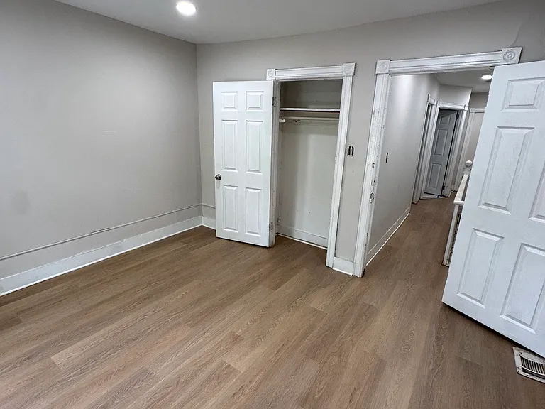 60 Mechanics Ave — Photo 3