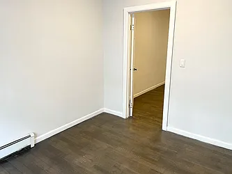 Rented by Icon Realty Services