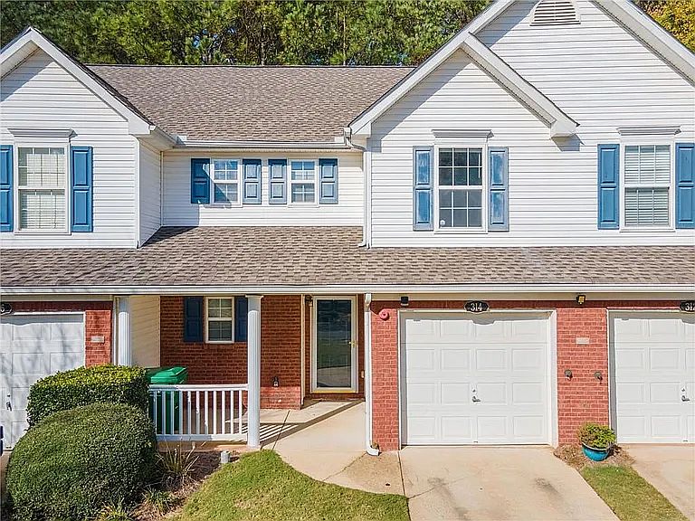 1st image of 314 Cottonwood Creek Cir #314