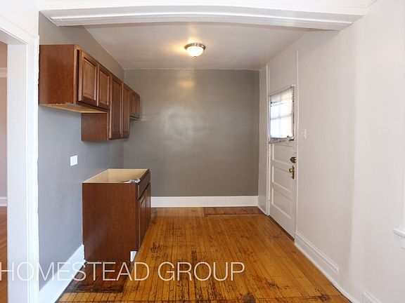 4th image of 4029 W School St APT 3A