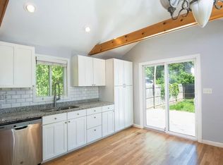 13 Thurston Ave #1, Newport, RI 02840