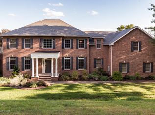 880 Lantern Hill Rd, Shavertown, PA 18708