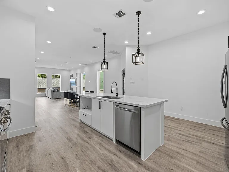 5303 Wylie St #A — Photo 18