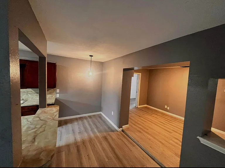 601 Scott Dr — Photo 7