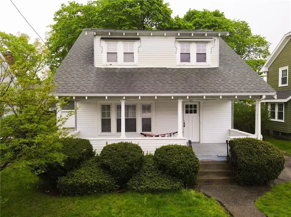 188 Gould Ave, Warwick, RI 02888