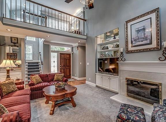 4th image of 244 Bentley Oaks Ln