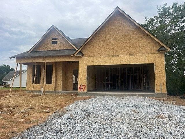 1st image of 717 Kestrel Dr
