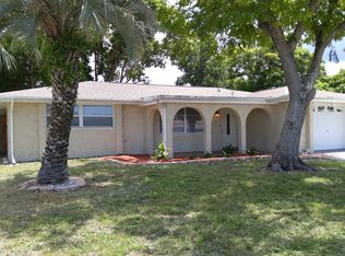 9014 Saint Regis Ln, Port Richey, FL 34668