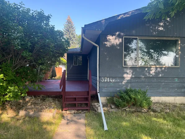 3714 W 14th St NW, Calgary, AB T2K 1J4