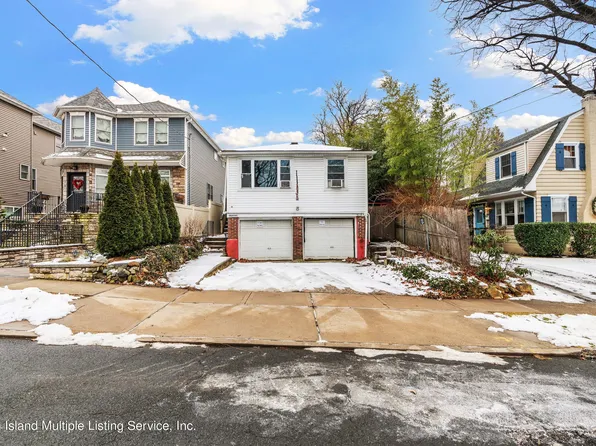 82 Silver Lake Rd, Staten Island, NY 10301