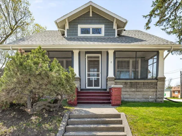 2 E Valparaiso St, Westville, IN 46391