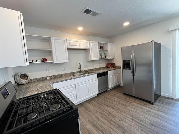 4th image of 5 Bonita Ave