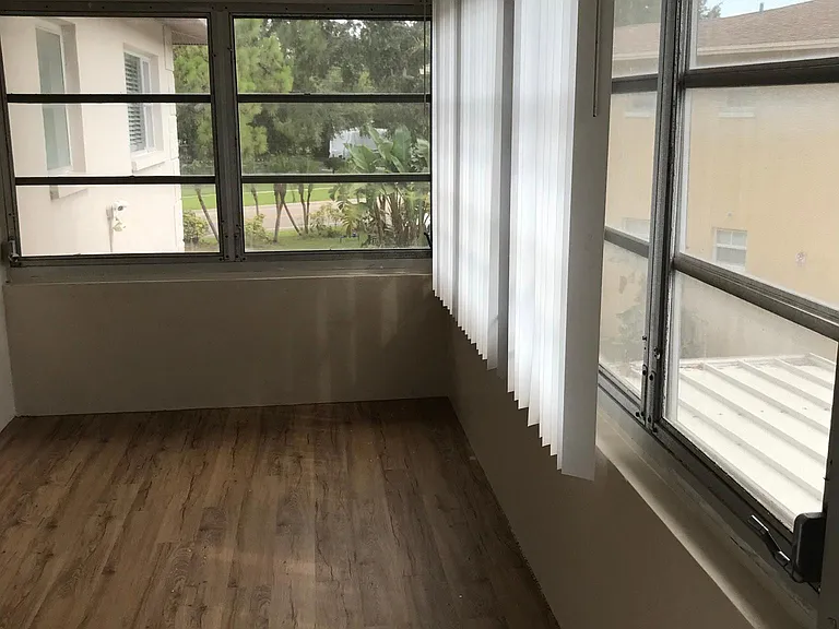 4501 Overlook Dr NE #A — Photo 6