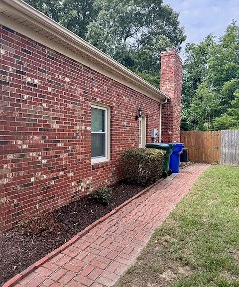 825 Ventnor Dr — Photo 3