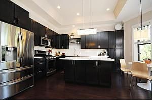 5th image of 929 W Eastwood Ave APT 3W