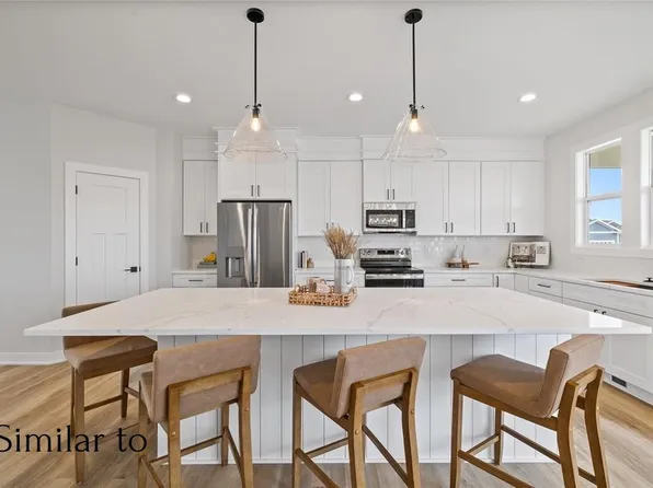 1820 Tuscany Dr SE, Altoona, IA 50009