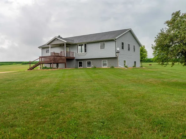 11463 W State Route 64, Polo, IL 61064