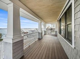 58 Vautrinot Ave, Hull, MA 02045
