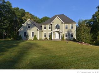 67 Williamsburg Rd, Higganum, CT 06441
